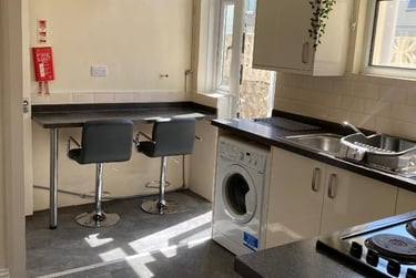 5 bed house, Grafton Road, Mutley, Plymouth, PL46QR - Image 2